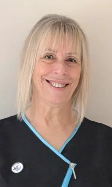 Portrait of Jayne Leonard reflexologist
